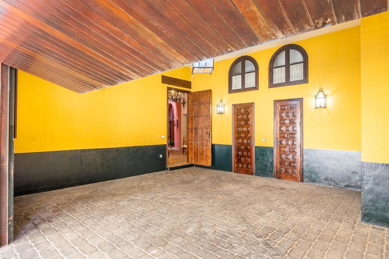 Casa Palacio Sxviii Con Piscina En Centro Historico De Sevilla Екстер'єр фото